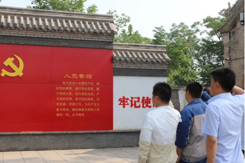 “賡續(xù)革命傳統(tǒng)，強化使命擔(dān)當(dāng)”——焦作安彩開展建黨101周年主題黨日活動